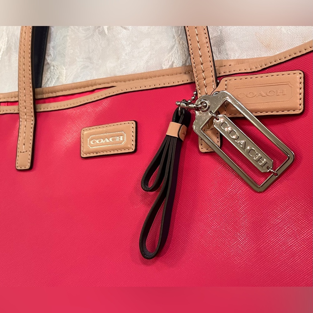 Coach Park Metro leather tote pomegranate pink EUC - Picture 2 of 16